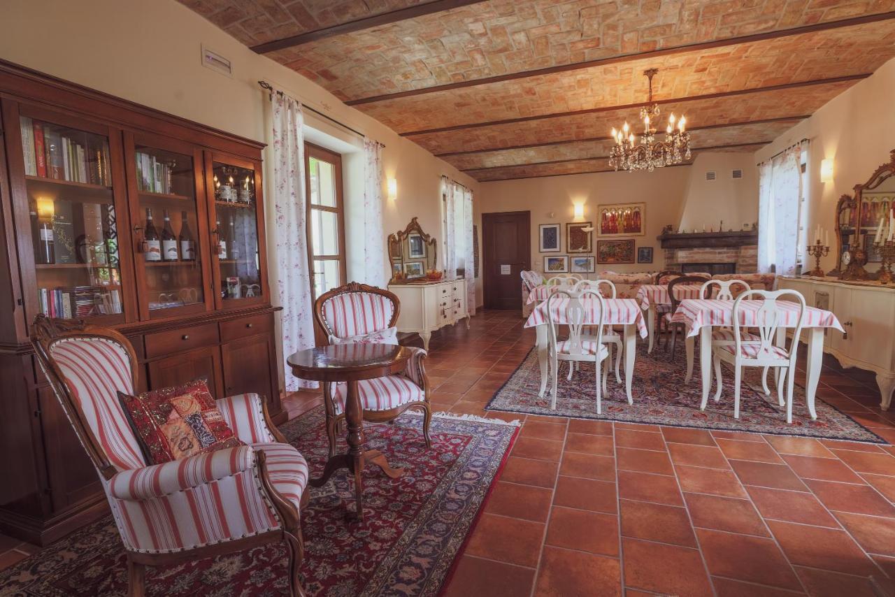 Agriturismo Tre Stelle Барбареско Экстерьер фото